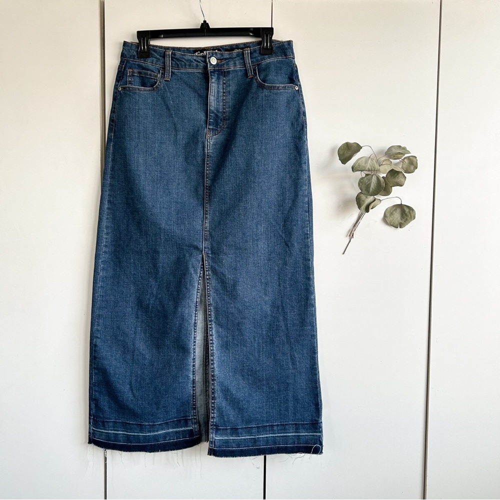 Classic Denim Skirt